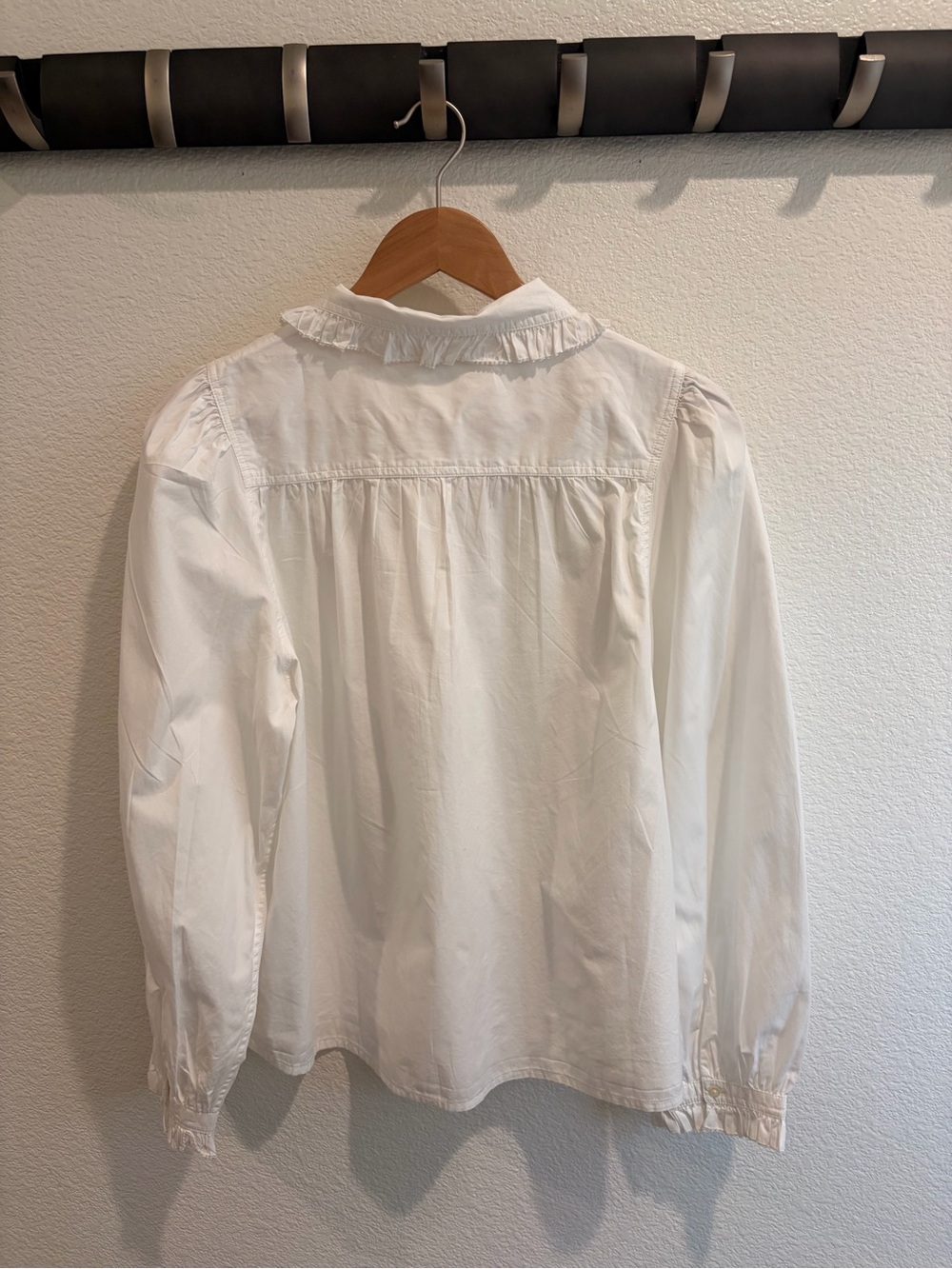 THE GREAT. White Ruffled-Collar Button Front Blouse - Picture 6 of 8